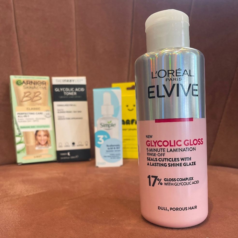 picture of Loreal Elvive Glycolic Gloss 5 minute lamination